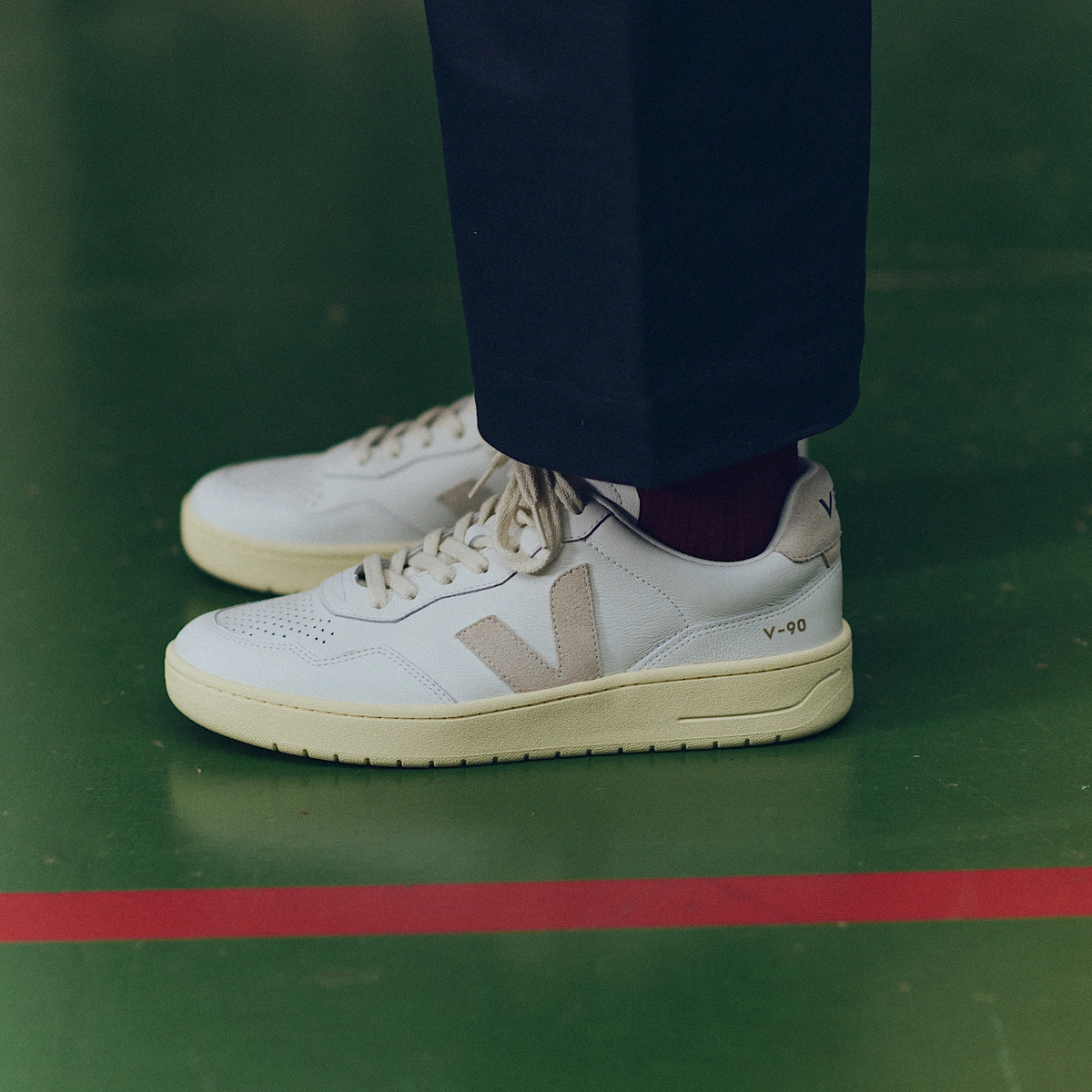 Veja W V-90 O.T. Leather Extra White/Natural 