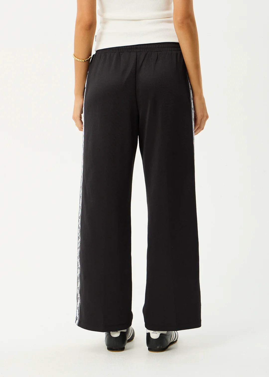 Afends W Thorn Bound Sweat Pants Black I Momentum - Momentum Clothing