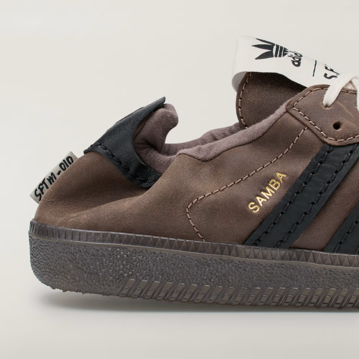 W Samba OG X Song For The Mute Brown/Core Black/Gold Metallic
