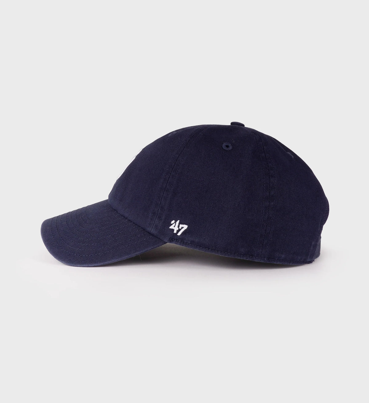 Sporty & Rich Yankees Serif Hat Dark Navy
