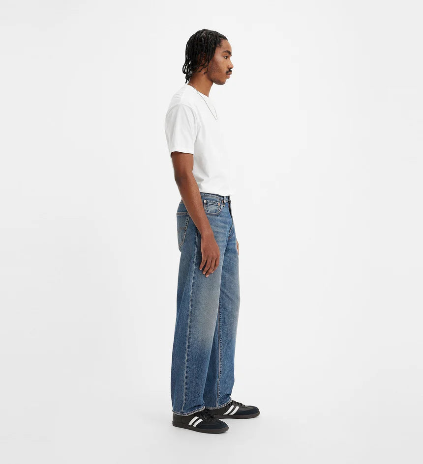 Levi's 568 Loose Straight Aisle Seat