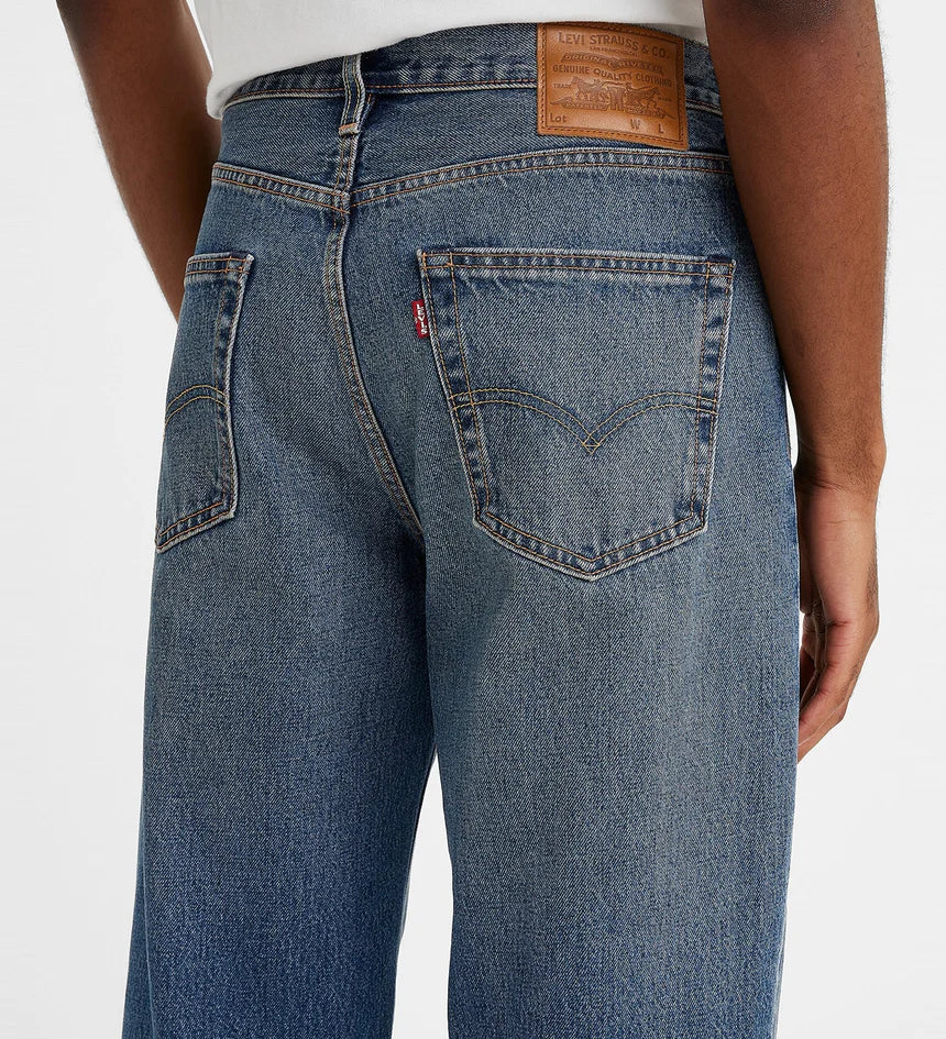 Levi's 568 Loose Straight Aisle Seat