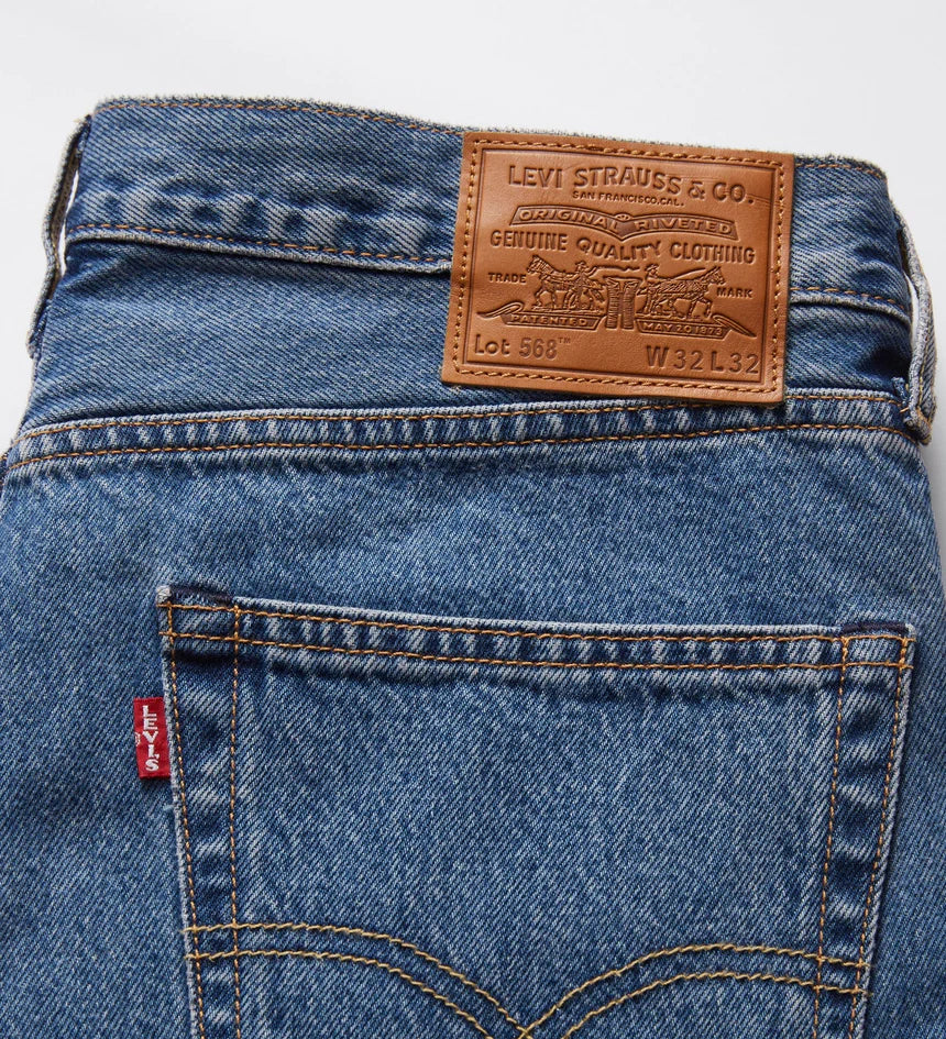 Levi's 568 Loose Straight Blue Essentials
