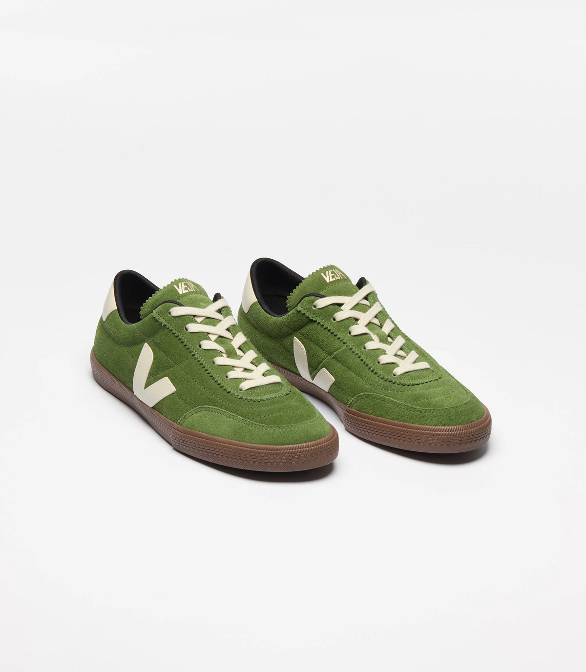 Veja W Panenka Suede Militar/Pierre/Bark