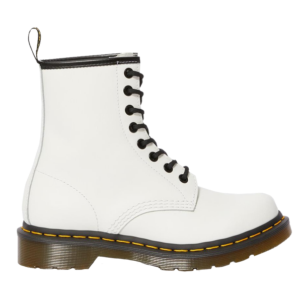 Dr martens mono hot sale smooth white