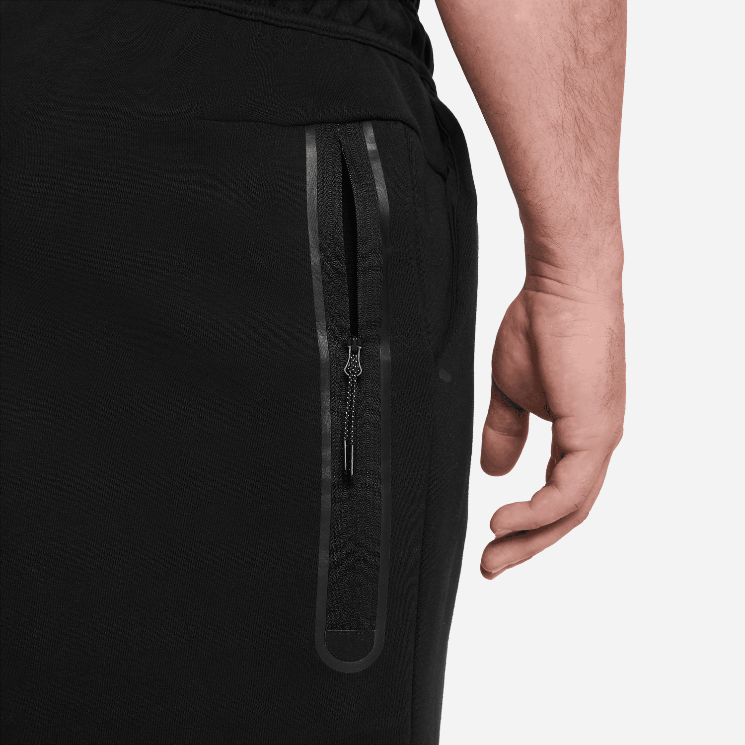Nike black tech fleece 2025 shorts