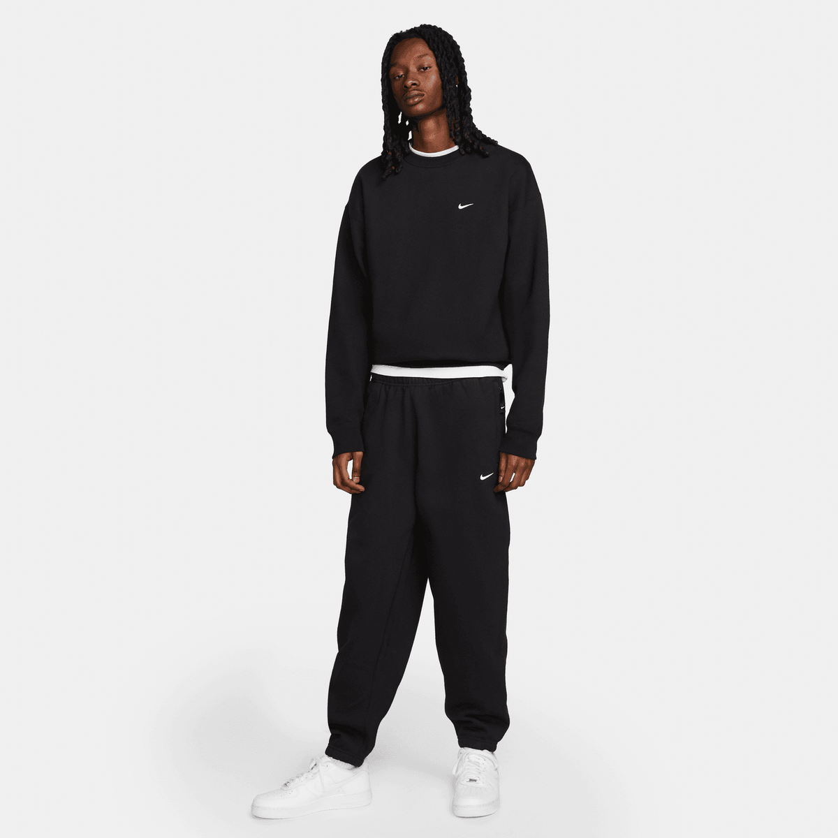 SOLO SWOOSH SWEATPANT - BLACK DX1364-010 I MOMENTUM - Momentum
