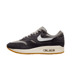 New air maxes on sale 218