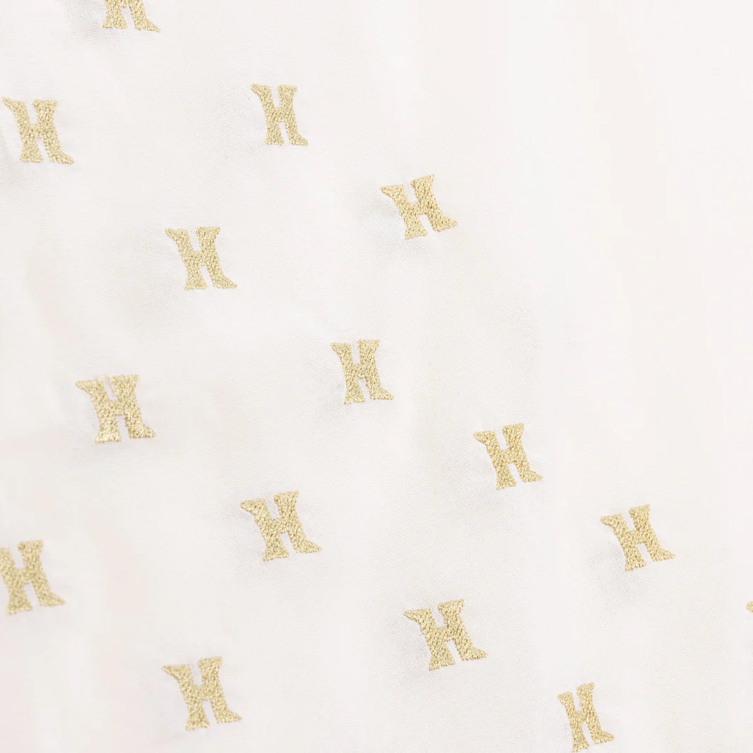 W MONOGRAM TURTLE NECK