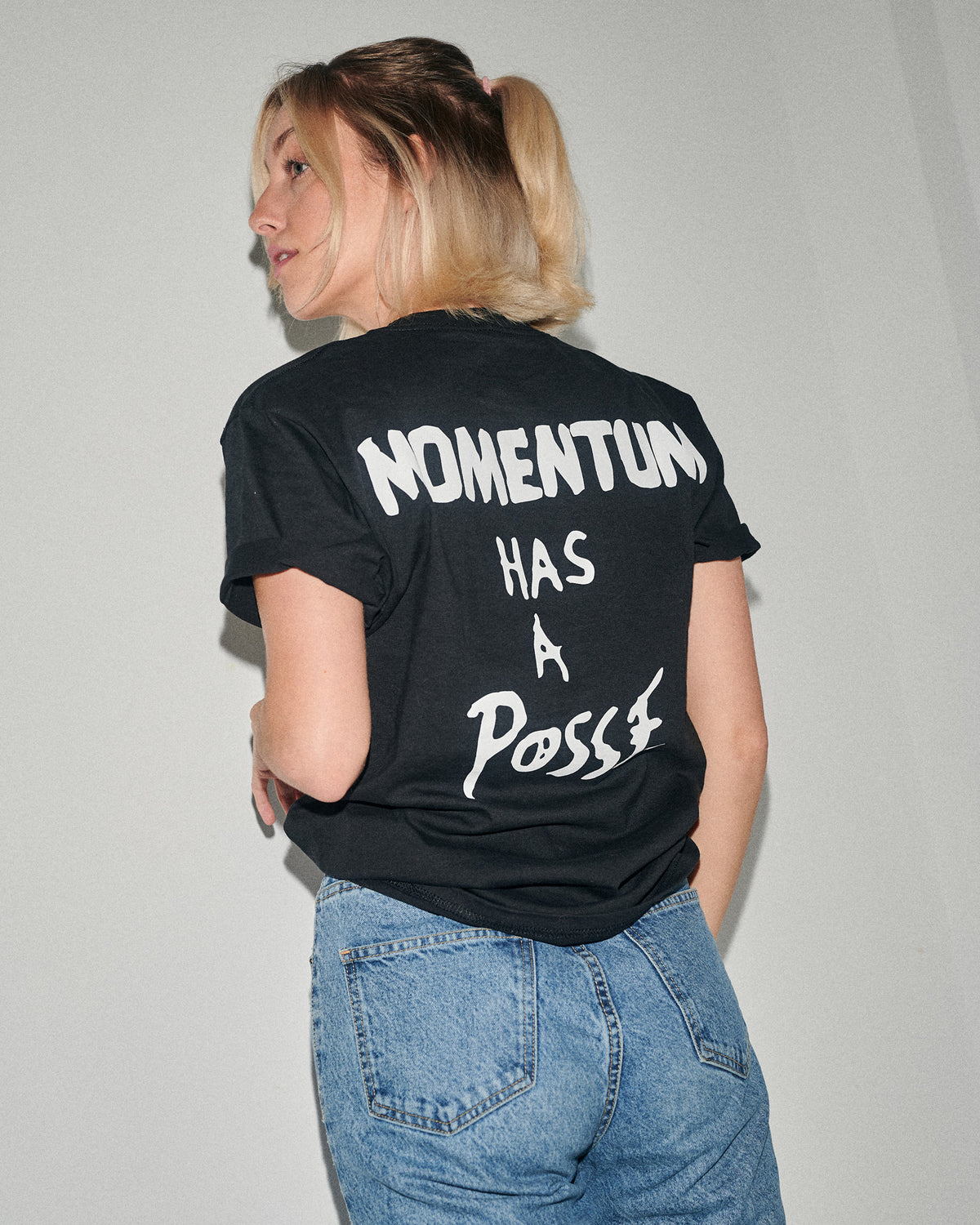OBEY M'S T-SHIRTS MOMENTUM HAS A POSSE TEE