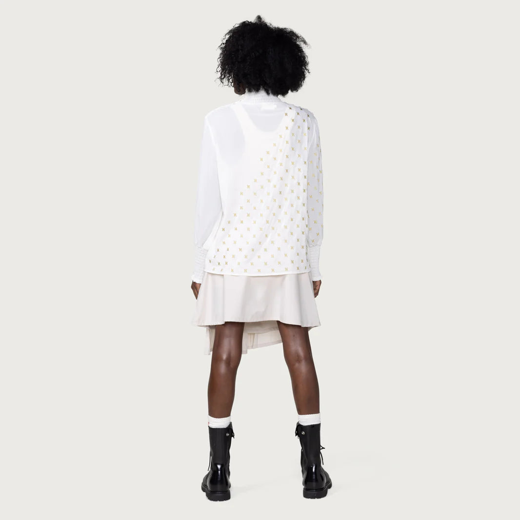 W MONOGRAM TURTLE NECK